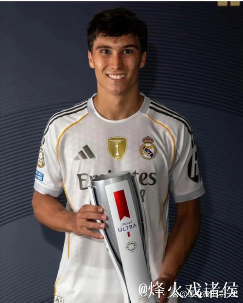 皇马2-1逆转阿拉维斯,西甲第16轮再添胜绩 皇马2-1逆转阿拉维斯,西甲第16轮再添胜绩